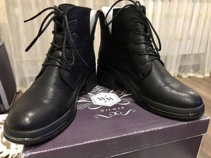 Ботинки женские черные