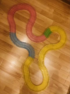 Гоночная трасса Magic Tracks 220 деталей