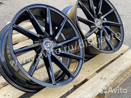 Replica Vossen чёрный глянец R17 4-100 для LADA