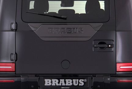 Накладка на заднюю дверь, карбон