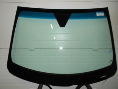 Лобовое стекло Volvo S40 (2003)