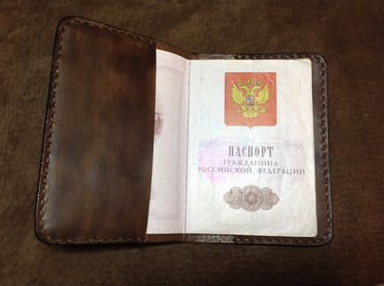 Кожаный обложка для паспорта с тиснением. Ручная р