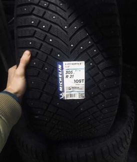 Michelin X-ICE north 4 SUV 305/35 R21 109T