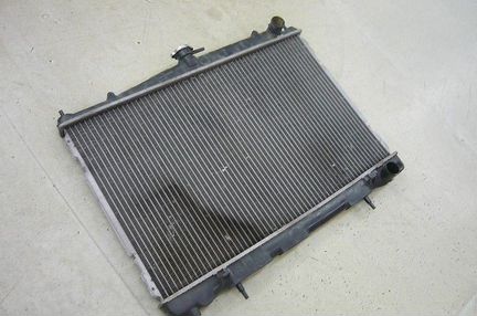 Радиатор охлаждения Nissan Skyline R32 1989-1994г