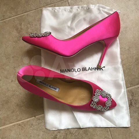 manolo blahnik 39
