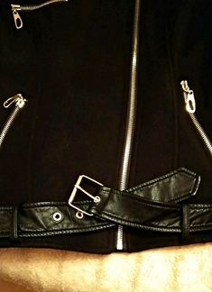 Куртка весенняя