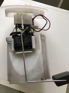 Продам 2 насоса для Мерседеса е 212