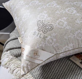 Подушка, натуральный шелк