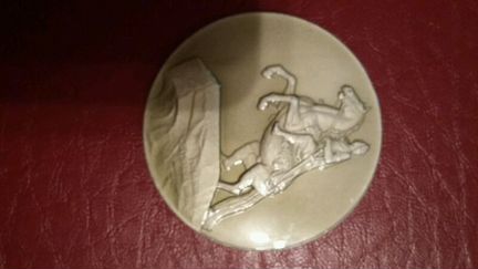 Медаль памятник Петру Первому