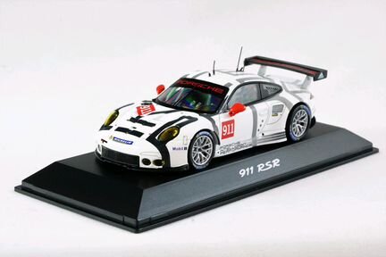Porsche 911 RSR 2016 1/43 Spark