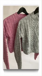 Свитер женский короткий