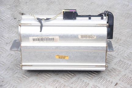 Airbag пассажира Ауди А3 Подушка Aэрбаг VW Golf 4