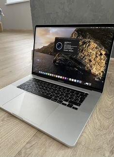 Apple MacBook Pro 16