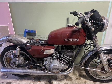 Мотоцикл Suzuki GT 250