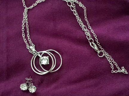 Кристаллы Сваровски, бижутерия