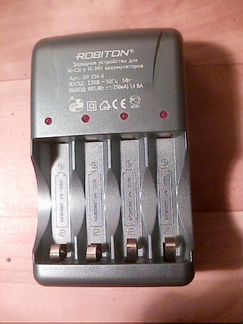 Зарядное устройство Robiton SP250-4