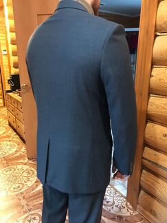 Продается мужской костюм, бренд Мак Дуглас Россия