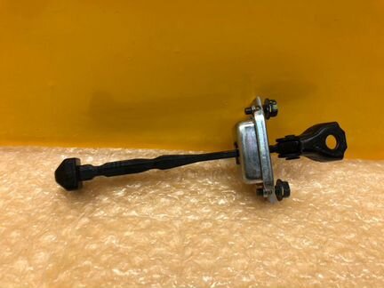 Ограничитель двери задний Nissan Murano Z52