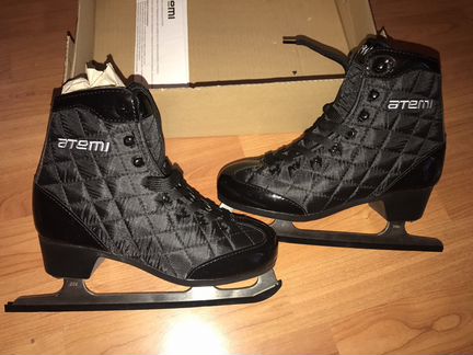 Фигурные коньки