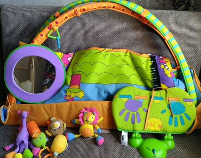 Развивающий коврик