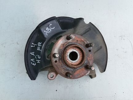 Пов-ый кулак передний правый Hyundai Elantra HD