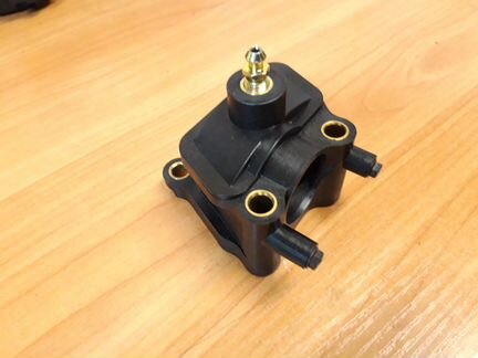 Корпус прокачного штуцера Додж Интрепид 2.7