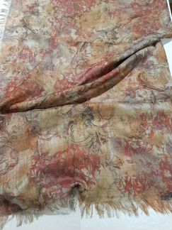 Платок двухсторонний новый