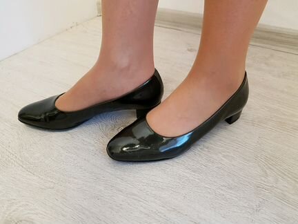 Туфли лакированные