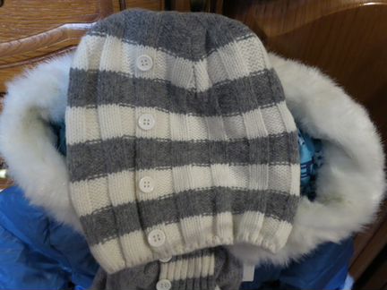 Новый комплект на девочку, 4 года (куртка, сапоги)