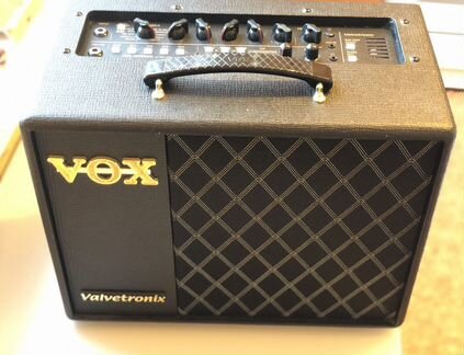 Комбоусилитель vox vt20x новый