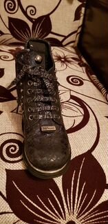 Ботинки осенние