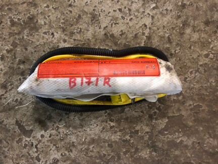 Подушка безопасности правая Mazda 3 BK Z6 2007