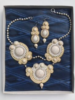 Комплект сутажных украшений