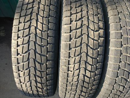 Шины 225 65 17 Dunlop SJ6