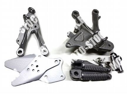 Подножка передняя с кронштейно Kawasaki ZX-10R 06