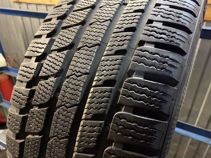 Пара 245/40R19 Kumho I Zen kW27 asimmetric