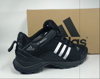 Кроссовки adidas terrex