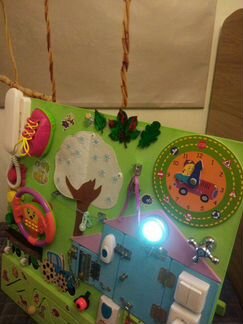 Бизиборд Развивающая доска Синий трактор