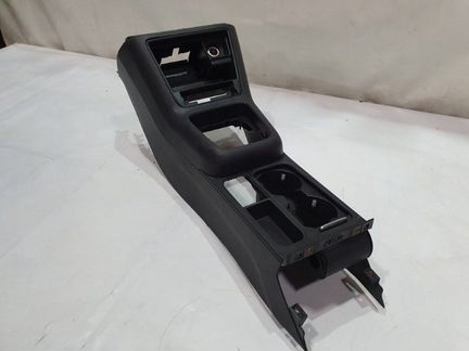 Консоль центральная Volkswagen Tiguan 1