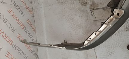Toyota Corolla Verso 04-07г.в. Бампер