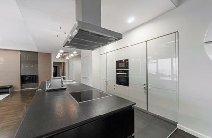 3-к квартира, 200 м², 34/70 эт.