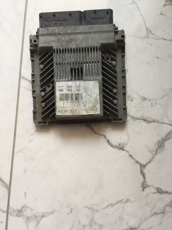 Блок управления двигателем 4G0907551F audi