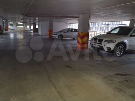 Машиноместо, 14 м²