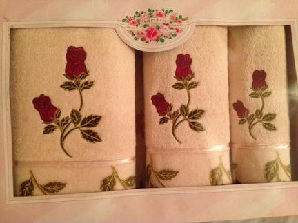 Набор Полотенец 3 штуки.нв букет роз