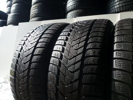 255 50 19 Pirelli Scorpion Winter 0Q