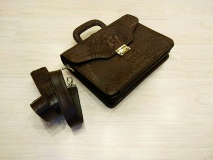 Коричневый портфель из крокодиловой кожи мужской