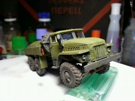 Модель топливозаправщика Урал