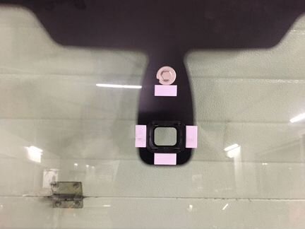 Новое лобовое стекло на Ford Fiesta