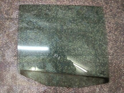 Стекло задней правой двери Форд Фьюжн 02- БУ ориг