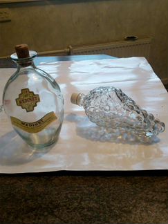 Бутылки и штофы декоративные 8 штук